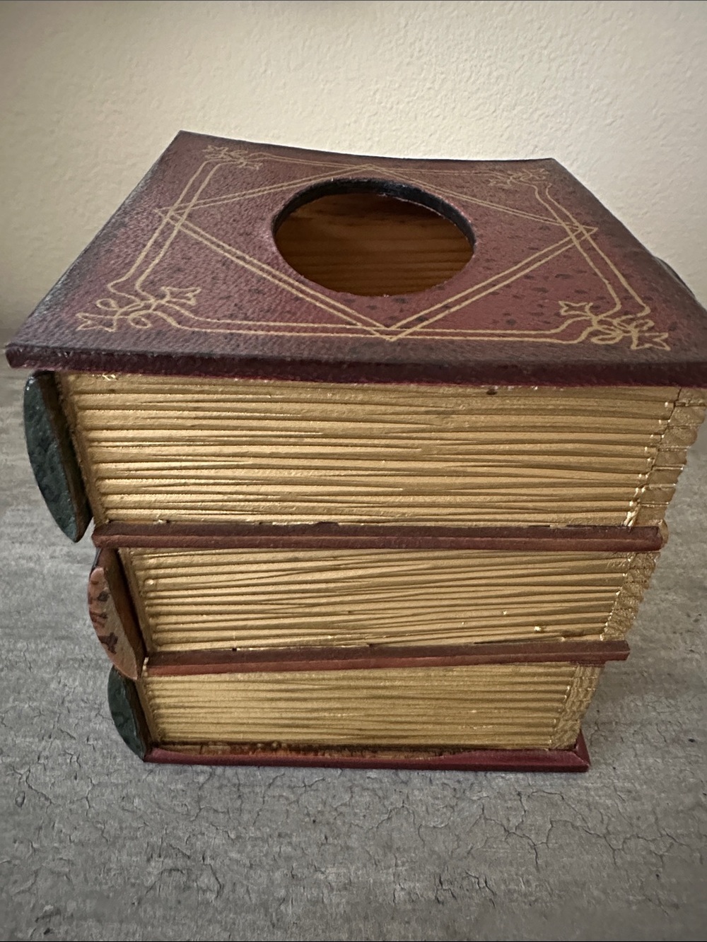 Vintage Faux Leather Wood Book Stack Tissue Box Cover in Green & Brown - Picture 5 of 8